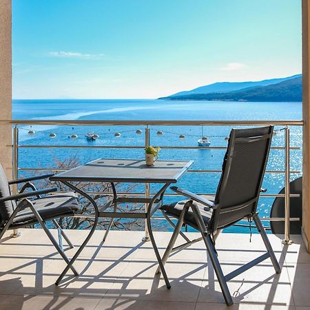 Studio Apartment Above Promenade W Terrace & Parking Rabac Exterior photo